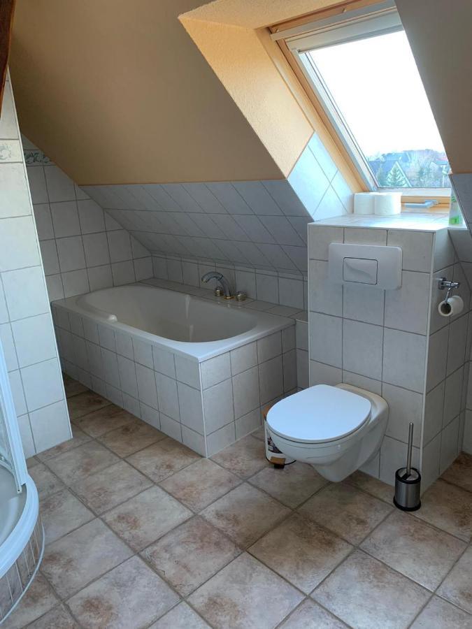 Sam - Gasthaus.md Проживание в семье